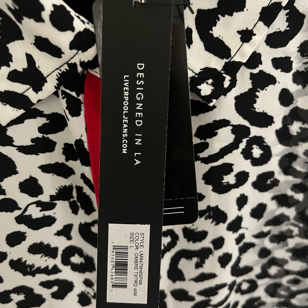 Liverpool Ladies Button up Animal print w/contrast size large - Picture 4 of 7